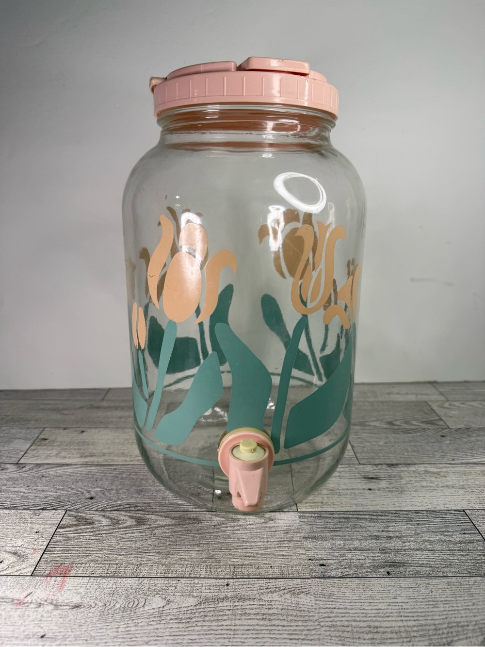 vintage Anchor Hocking glass sun tea tulip jar